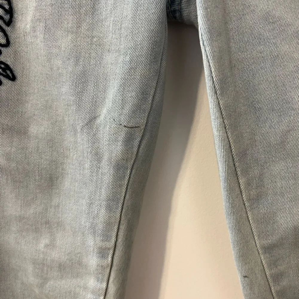 Jeans - Picture 2 of 6